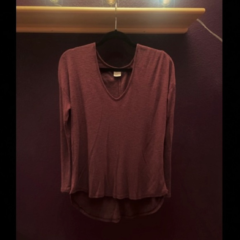 Lightweight, Comfy Sweater Like Top - image 2